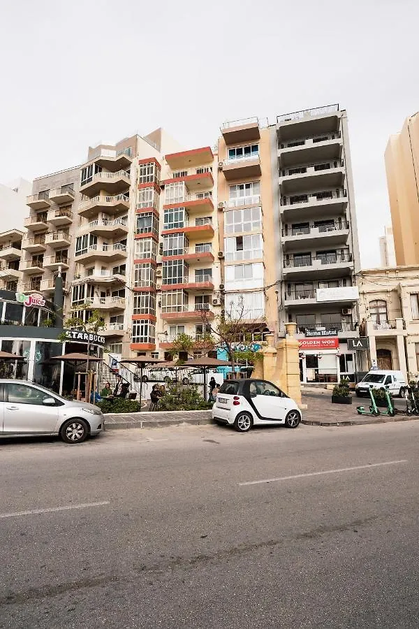 Amazing Seafront Duplex Apartment Sliema 0*,  Malta