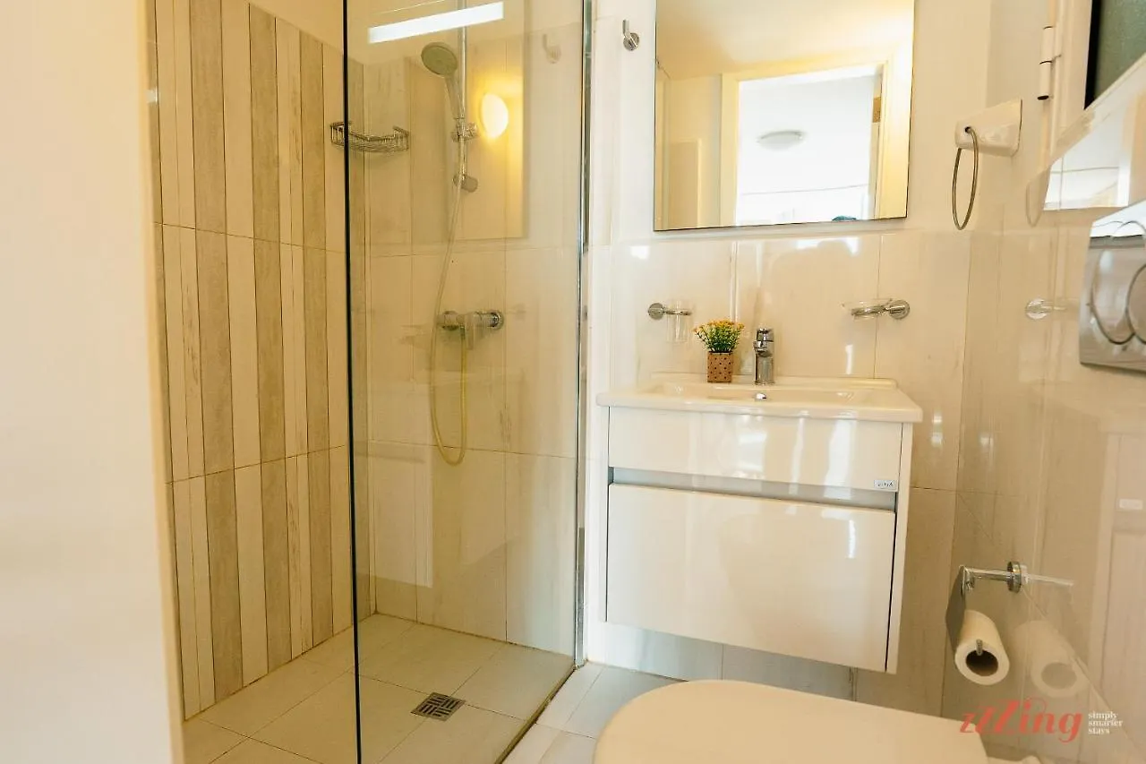 Amazing Seafront Duplex Apartment Sliema