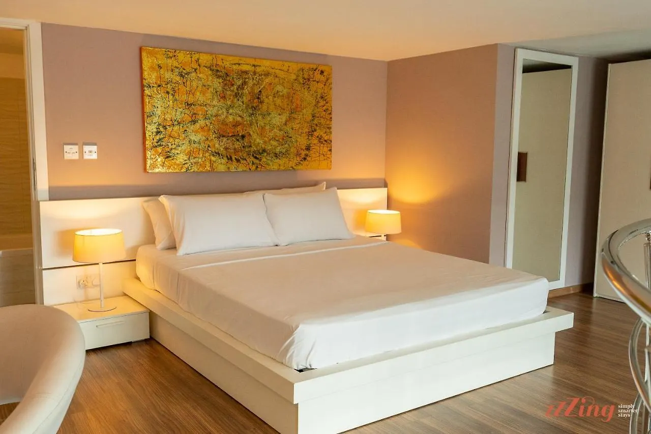 Amazing Seafront Duplex Apartment Sliema Malta